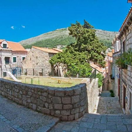 Dubrovnik Cozy Studio With The Old Town Charm Bagian luar foto