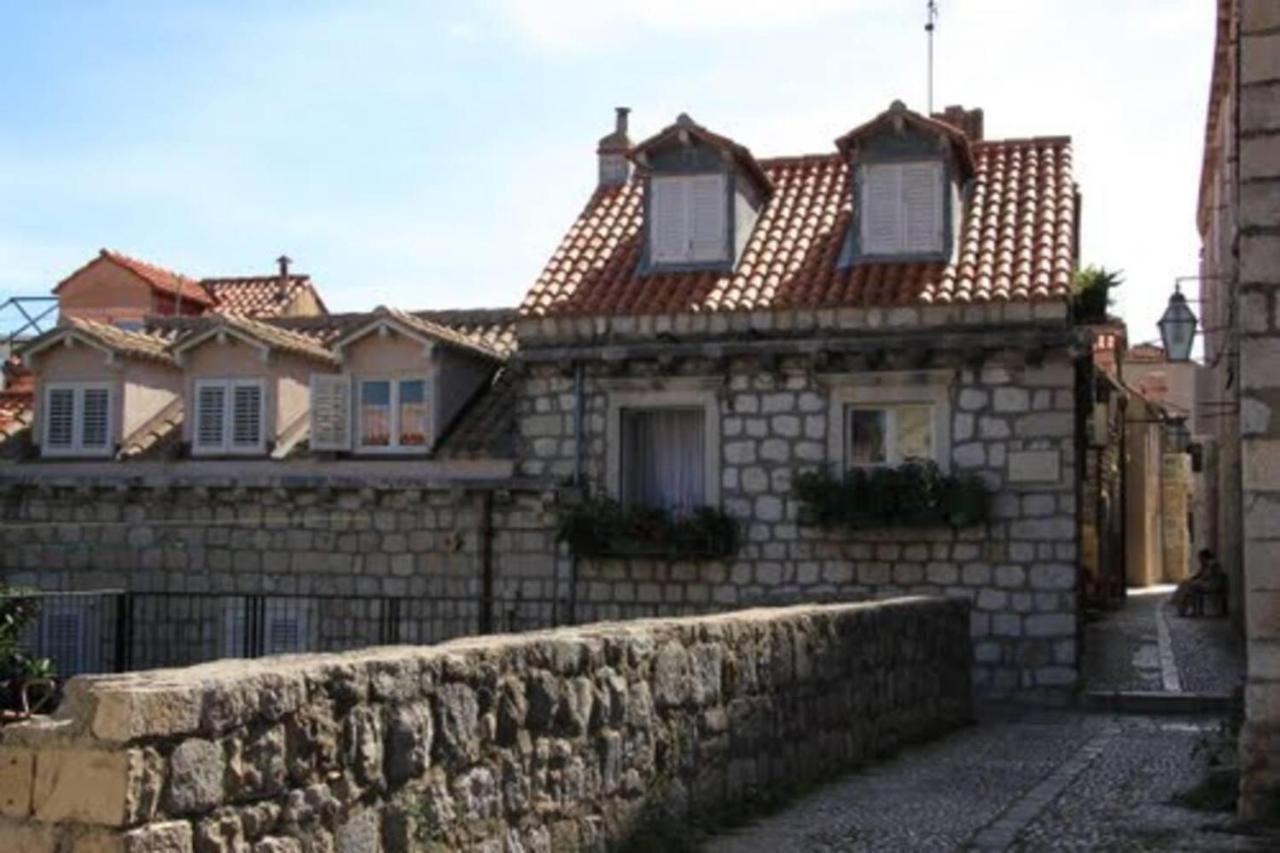Dubrovnik Cozy Studio With The Old Town Charm Bagian luar foto