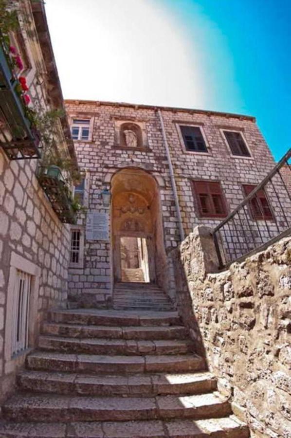 Dubrovnik Cozy Studio With The Old Town Charm Bagian luar foto